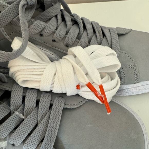 Nike SB Blazer Mid Wolf Grey Men 6 Women 7 - Picture 3 of 11